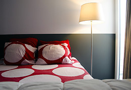 cosy student flat with seperate bedroom and terrace, for 1 or 2