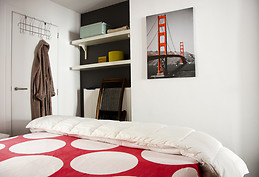 cosy student flat with seperate bedroom and terrace, for 1 or 2