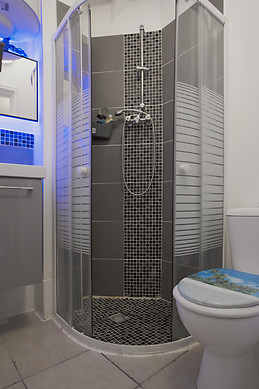 Cosy studio moderne sur Toulon avec WIFI