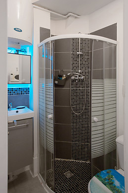 Cosy studio moderne sur Toulon avec WIFI