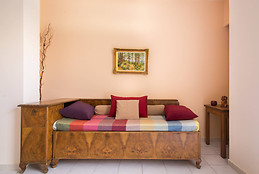 Searching for an apartment? Rent this comfortable flat in Athens with internet
