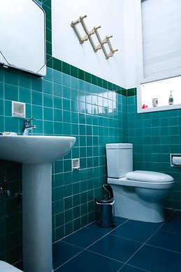 Casa amplia con dos habitaciones y