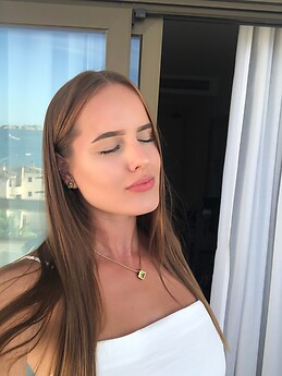 Katja Brz