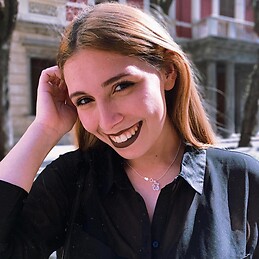 Loretta Guerrero