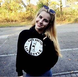 Leah Schmid