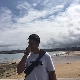 Alex Ayuso