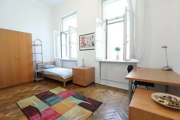 Large and nice appartmant in the heart of Budapest