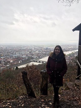 Esther Cangas Casado