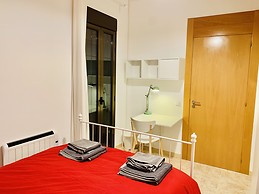 Room 1. Downtown Students apartment in Tarragona, all the furnit