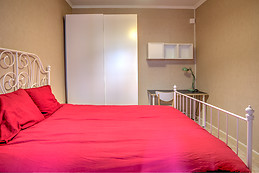 Room 2, Downtown Students apartment in Tarragona, all the furnit