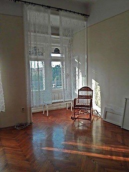 Large apartment with 2 bedrooms in 6th distric of Budapest