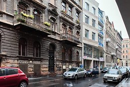 Tranquility in heart of Budapest, 2 bedrooms, 4 people