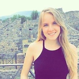 Alba Manzanera González