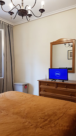 Doble con vista Avenida República Argentina