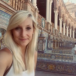 Eli Novakova Erasmusu Com