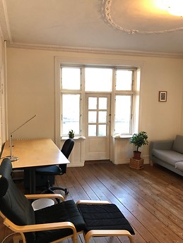 Large and sunny room in the center of Copenhagen with a balcony