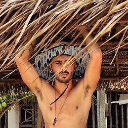 L Estevez Todeschini