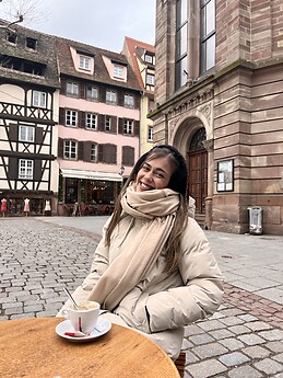 paula montañez priego