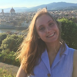 SOFIA VALIENTE SNEJINA