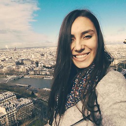 Аксел Насуфова