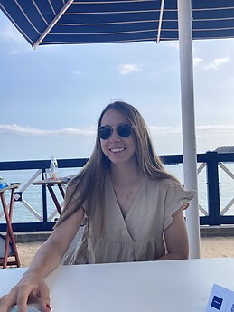 Paula Coscojuela Larrosa