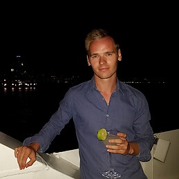 Pítia Claret Esquius