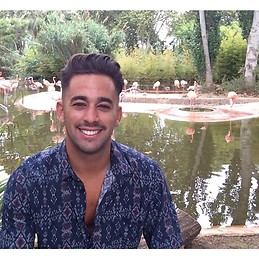 Adrián Darío A R