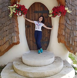 Cristina Teo