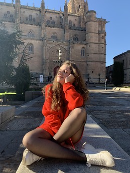 Elena Carrero Muñoz