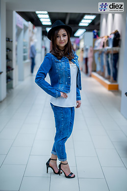 Gabriela-Nicoleta Petrov
