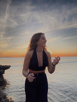 Lara Planells Escobar