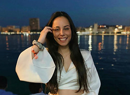 Elena R