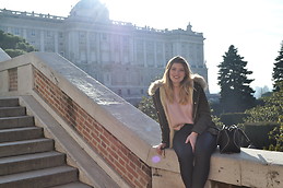 Natalia Bauset Alcalá