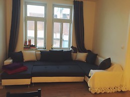 En-suite room available in a large apartment in prague 5