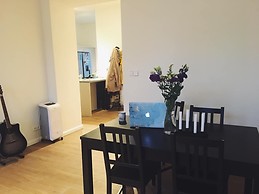 En-suite room available in a large apartment in prague 5