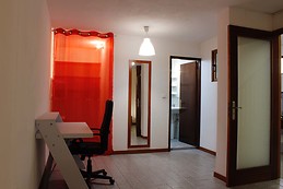 [ERASMUS HOUSE FOR RENT] - 2 minutes walk from the University in