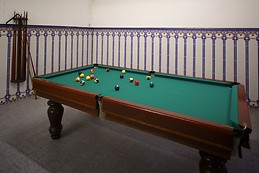 [ERASMUS HOUSE FOR RENT] - 2 minutes walk from the University in