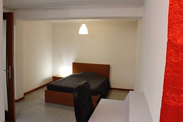 [ERASMUS HOUSE FOR RENT] - 2 minutes walk from the University in