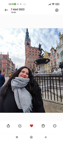 Nuria Larriba Molina