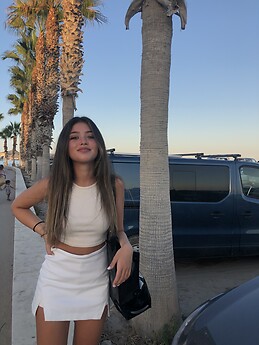 EILA NAVARRO ALCAZAR