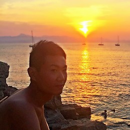 Xiaodong Shi