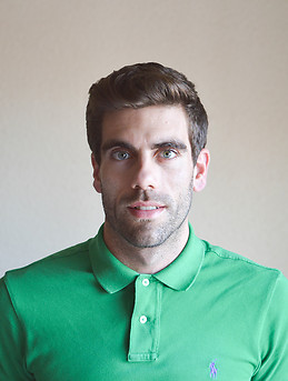 Pau Tarí