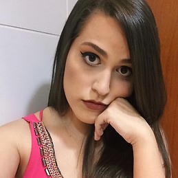 what do brazilian women look like