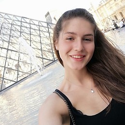 Александра Пейчинова