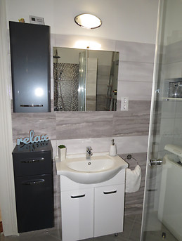 Perfect located fully furnished 47m2 flat next to Kalvin ter and