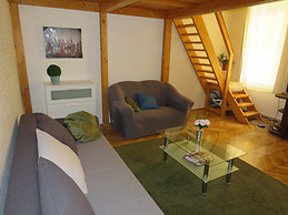 Perfect located fully furnished 47m2 flat next to Kalvin ter and