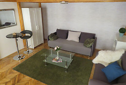 Perfect located fully furnished 47m2 flat next to Kalvin ter and