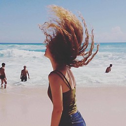 Channaley Roofthooft Poppe