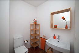 Fantastic Apartment For Rent In Esposende