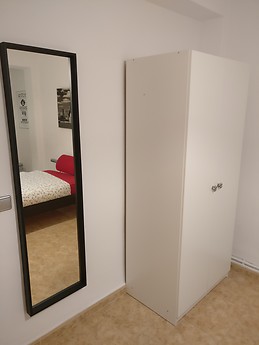 Fantástico piso al lado de la Universidad. ¡Ideal para estudiant